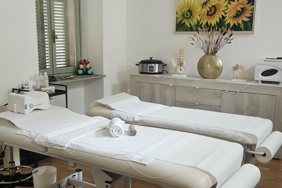 Centro Massaggiatori Sportivi Benessere Leben, Moncalieri, Piemonte