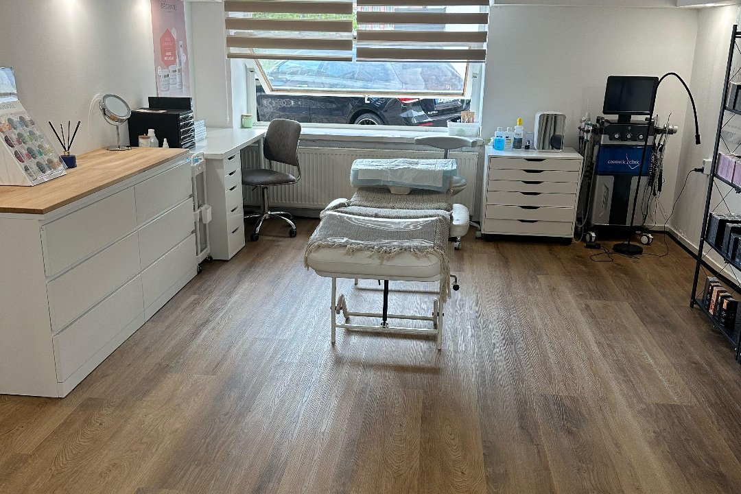 Cosmetic Clinic | Eimbeckhausen, Bad Münder, Niedersachsen