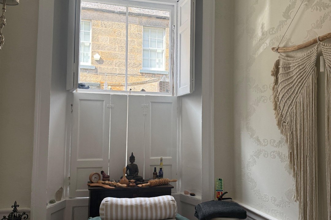 Touch Holistic Therapy, Charlotte Square, Edinburgh