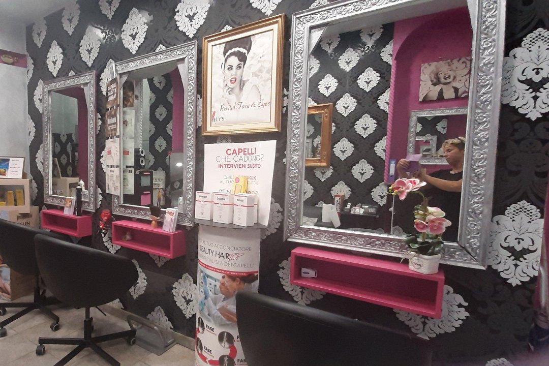 Salone Barbara Dantonio, San Salvario, Torino