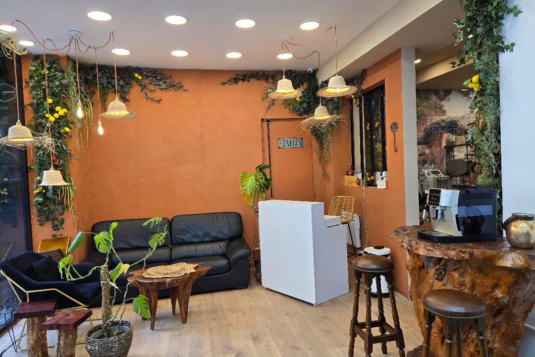 Le Jardin du Coiffeur, Av. Ledru Rollin, Paris