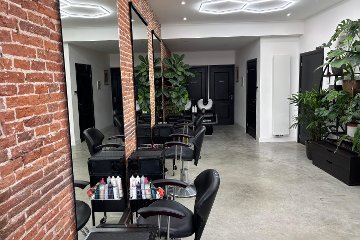 Cooper Bjorkelund barbering