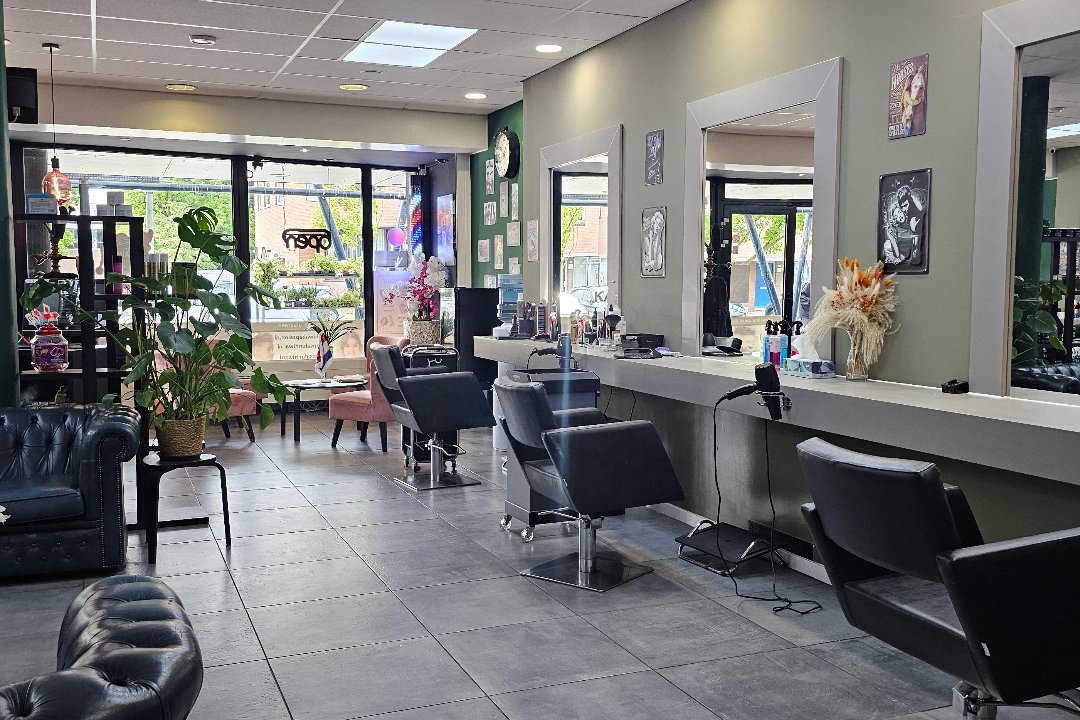Kapsalon Shari, Schiedam, Zuid-Holland