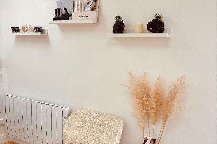 C Beauty Therapy - Sourcils & cils Gildersome - Photo de galerie - OneBooking