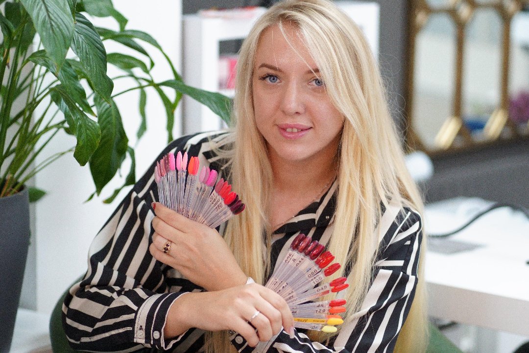 Victoria Glam Nails, Dorset Square, London