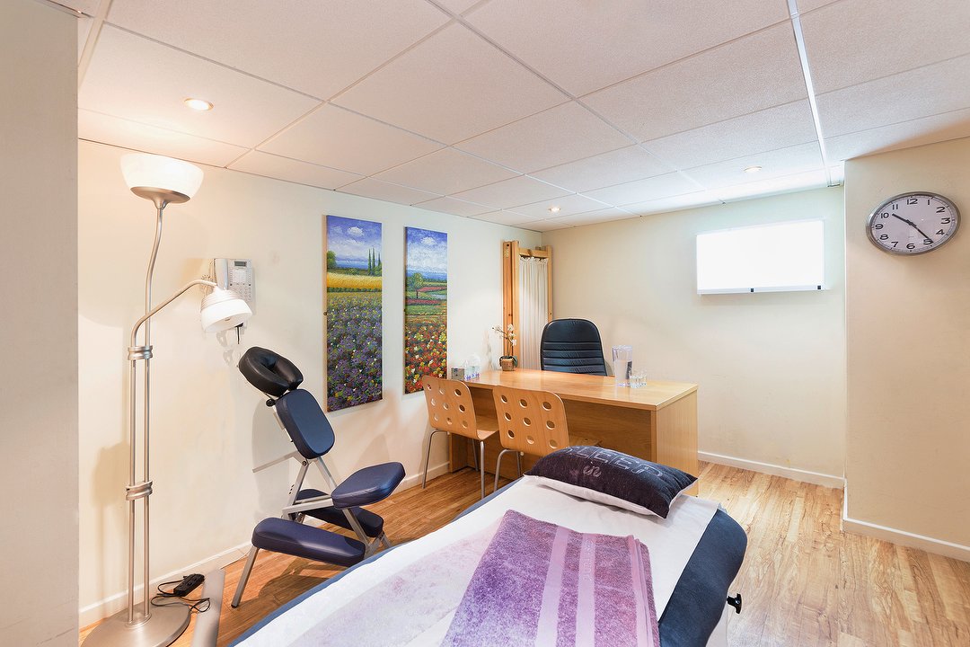 Earth Rose Therapeutic Massage - South Woodford, Woodford, London