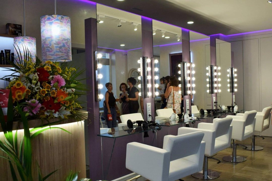 Centro de Belleza Lola Romero, Provincia de Sevilla