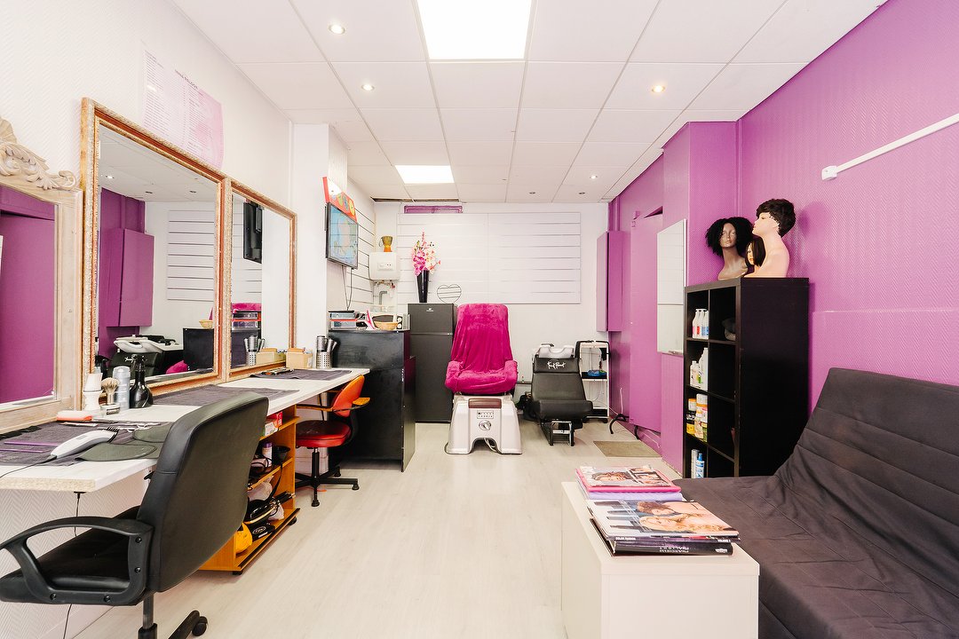 Inna Relook, Porte de Clignancourt, Paris
