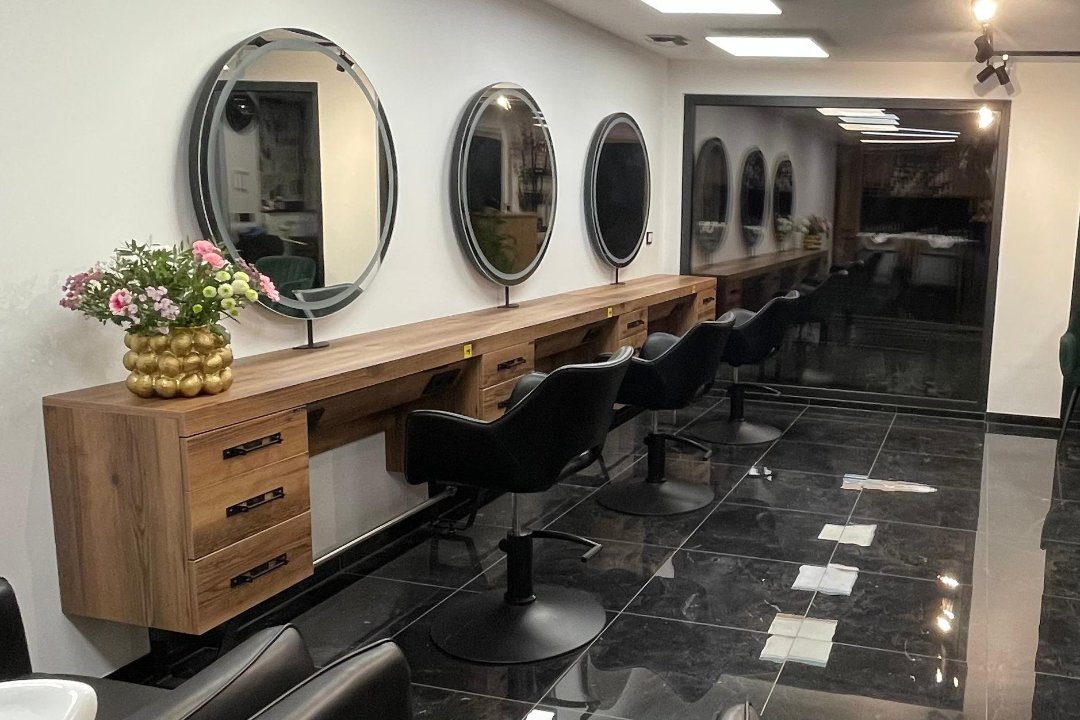 Carine Lopes Hairstudio, Heeze-Leende, Noord-Brabant
