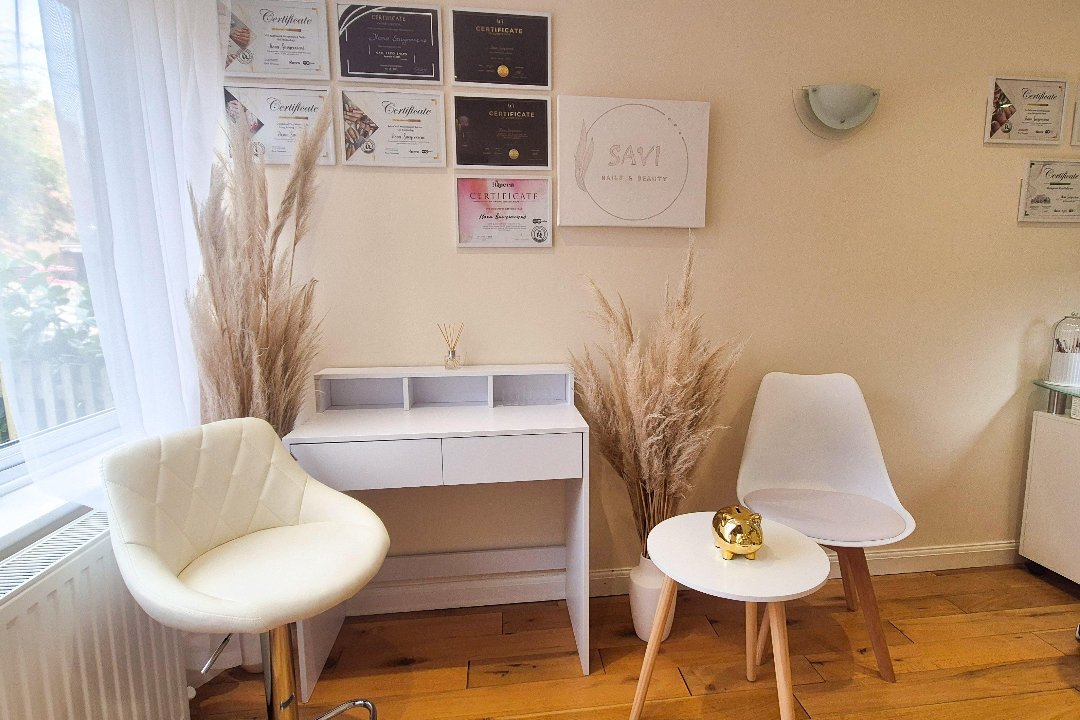 Savi Nails & Beauty, Newport, Monmouthshire