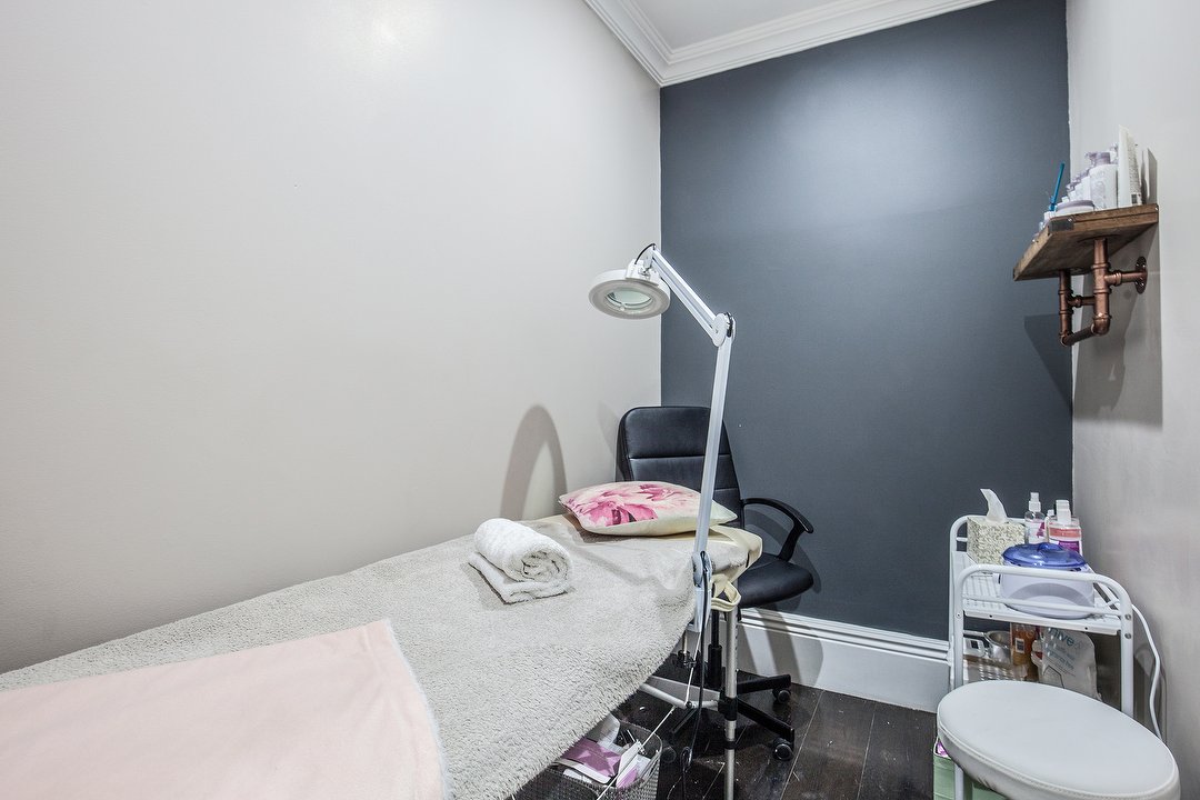 Lash & Beauty by Rea Varga, Clapham Junction, London