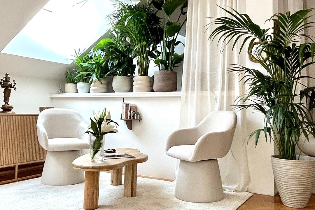 Moonroom - Massage & Yoga Praxis für Frauen, Baden, Wien und Umland