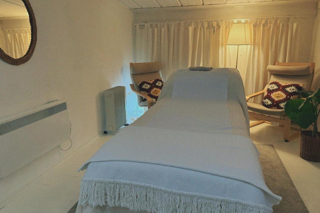 Beautiful Reiki by Bella - Lower Clapton, Clapton Square, London