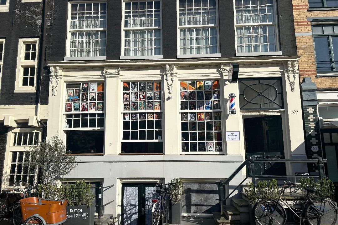 BARBERSHOP STAR DAM , Nieuwezijds Voorburgwal, Amsterdam