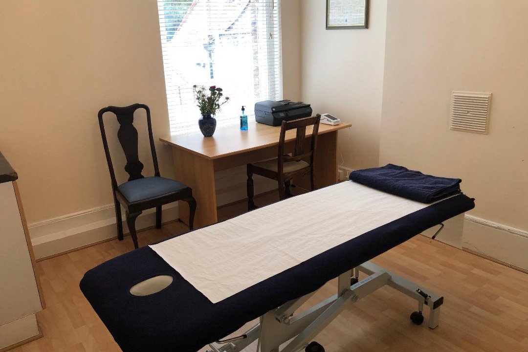 Andy Hall Massage Therapy, Perry Vale, London