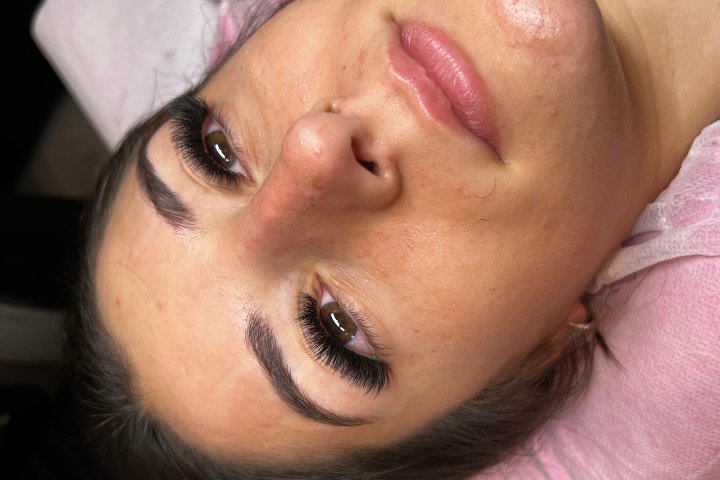At lashes - Sourcils & cils Genova - Photo de galerie - OneBooking