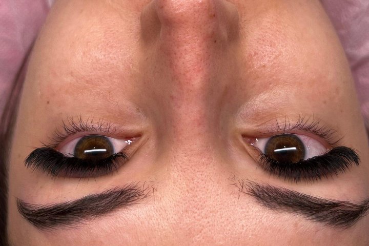 At lashes - Sourcils & cils Genova - Photo de galerie - OneBooking