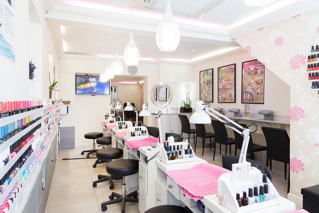 Modern Touch Nails & Beauty, Angel, London