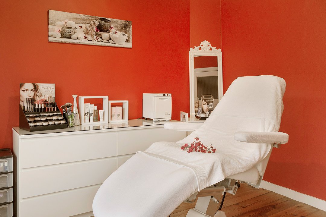 Beautysalon Evelyne, Molenlaankwartier, Rotterdam