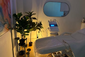 Noyesh Clinic🌱