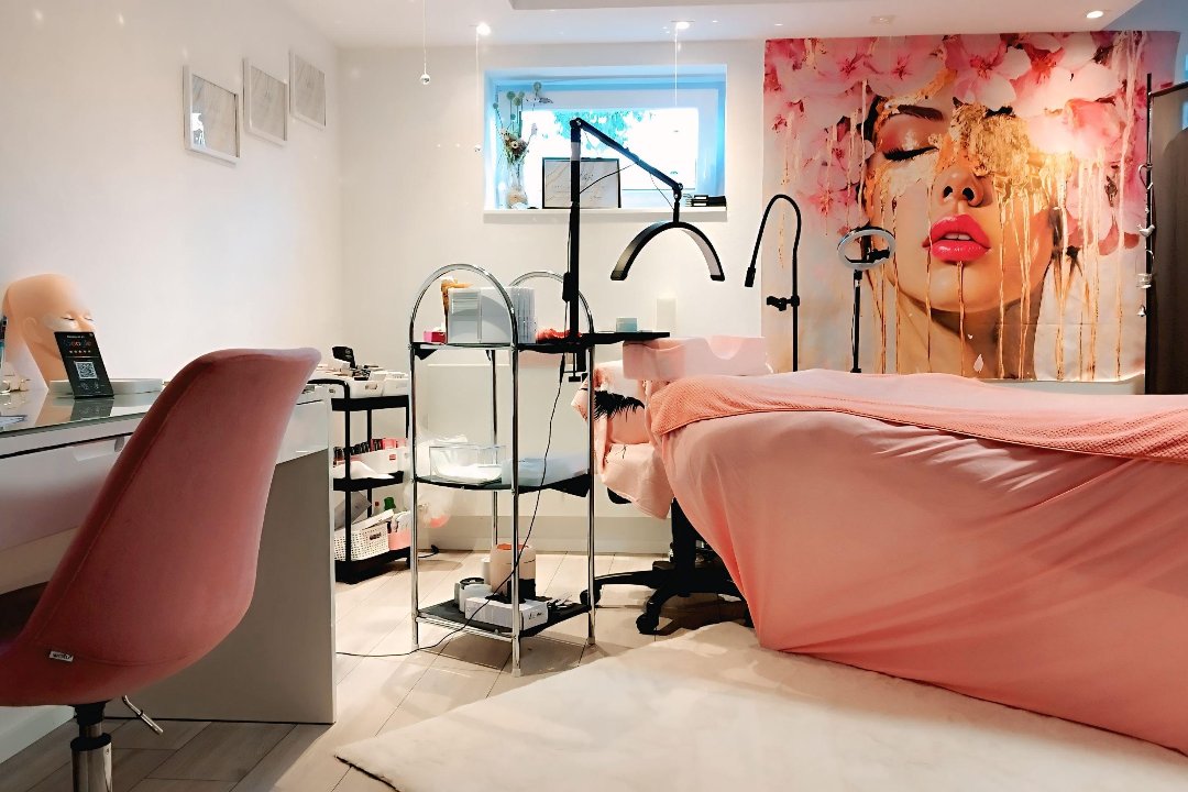 Wimpernstudio Lenasaugenblick, Frittlingen, Baden-Württemberg