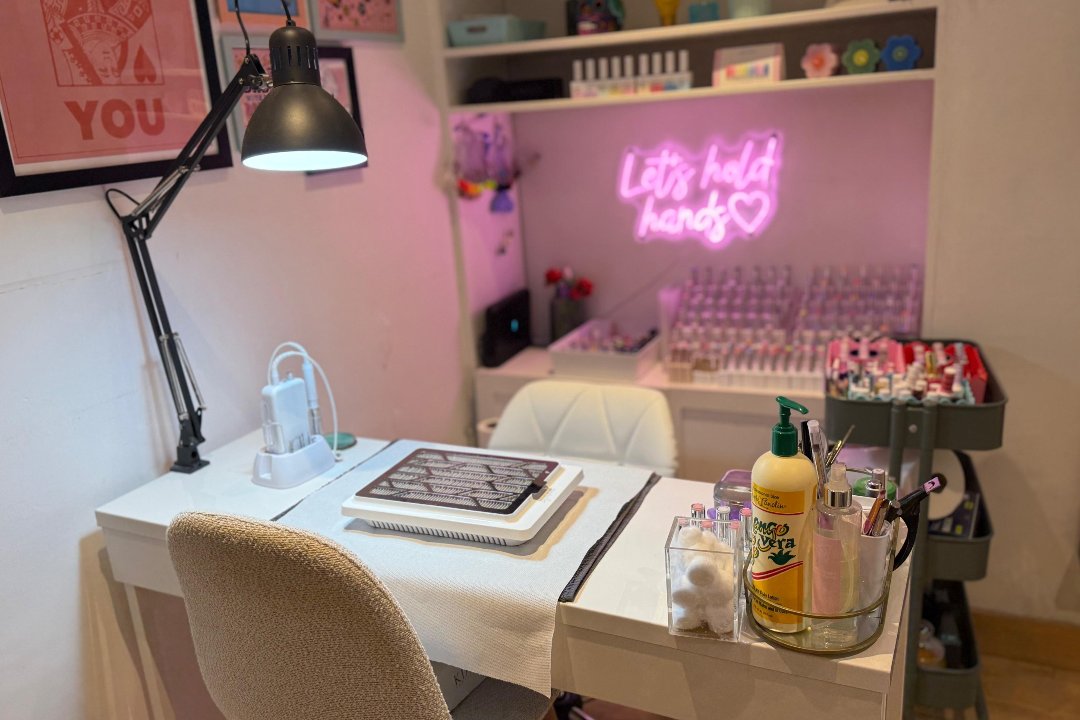 Queen B Nail Artistry, Clapham Junction, London