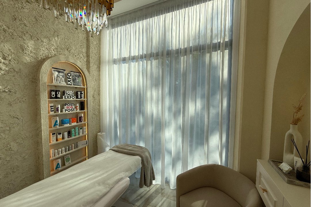 Skin Revolution (Eylea beauty house), PC Europa, Vilnius