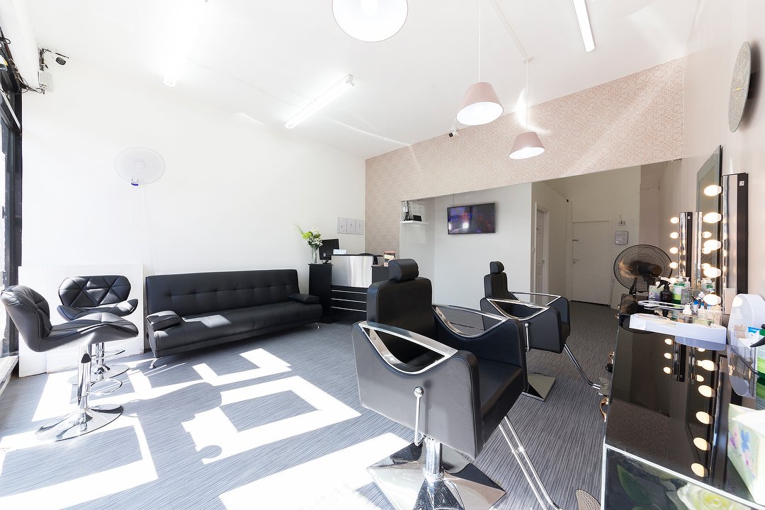 Zee Beauty Salon, West Green, London