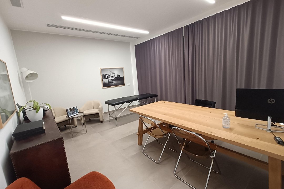 Dott. Riccardo Tarda - Fisioterapista, Ghisolfa, Milano