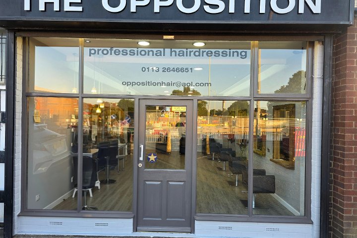 The Opposition Hairdressing - Coiffure Cross Gates - Photo de galerie - OneBooking