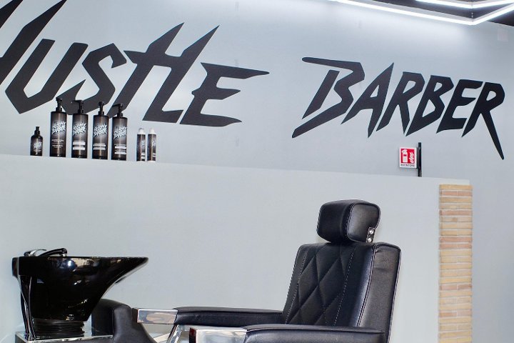 Hustle Barber - Barbier Roma - Photo de galerie - OneBooking