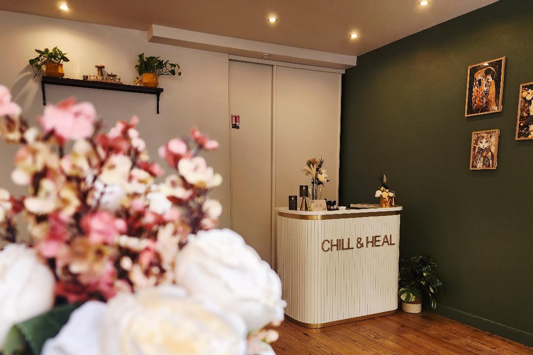 CHILL AND HEAL, Rue Montorgueil, Paris