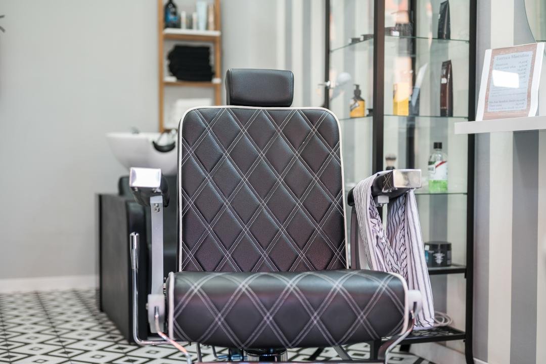 STUDIO19 Barbería-Peluquería, Calle de López de Hoyo, Madrid