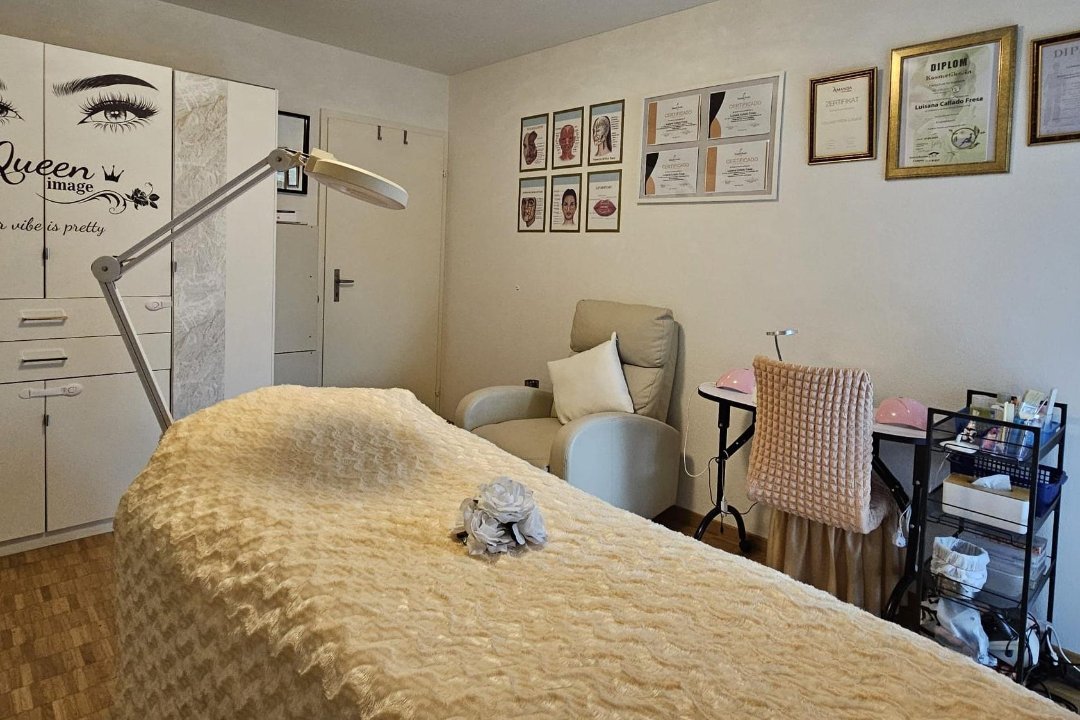 Swiss Esthetique Amira J, Kreis 11, Zürich