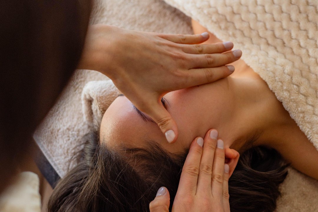 Aigo Facialiste - Massages visage, Kobido, Soins Visage Anti-Âge, Asnières-sur-Seine, Hauts-de-Seine