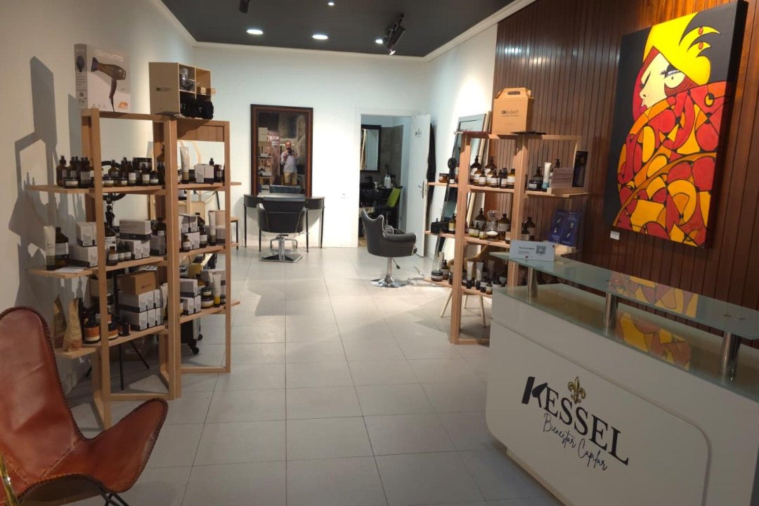 Kessel Bienestar Capilar, Freixeiro, Vigo