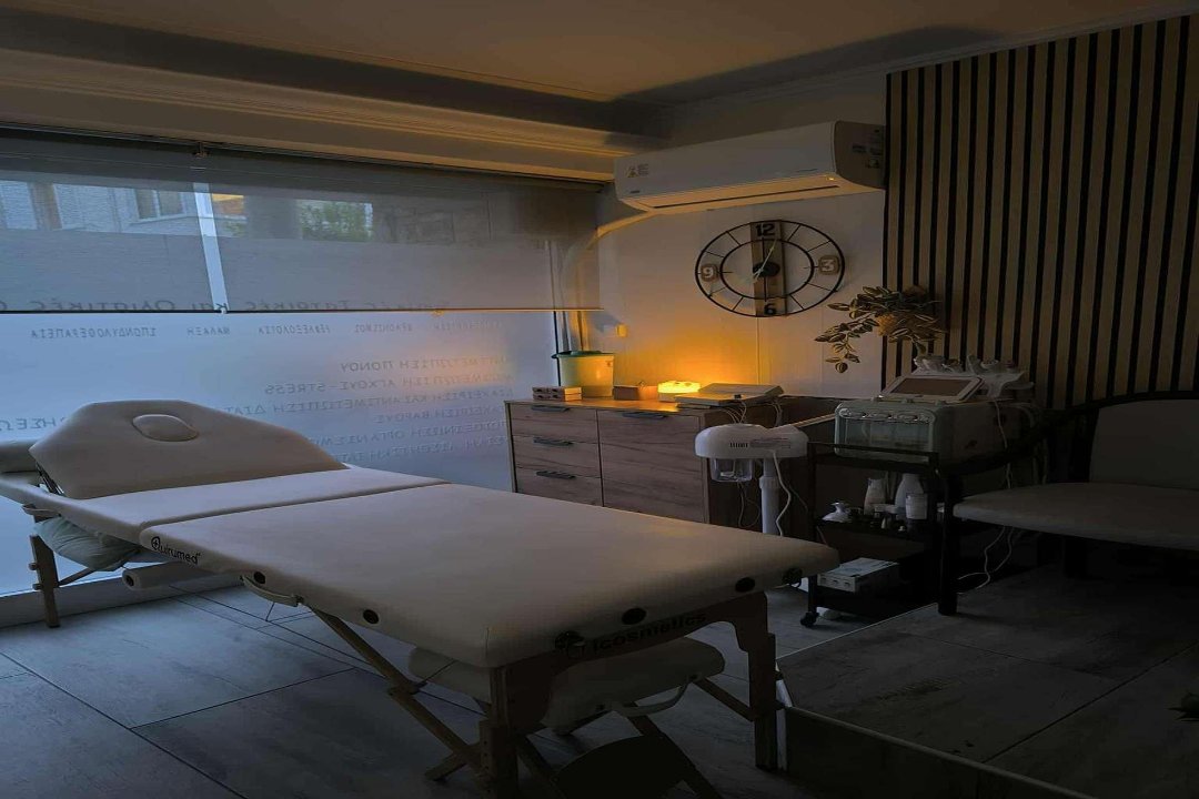 Holistic Power by Marianna Bei, Kallithea, Αττική