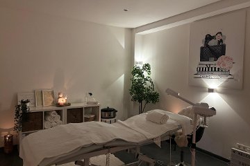 Incanto Massage Face & Body Cosmetic
