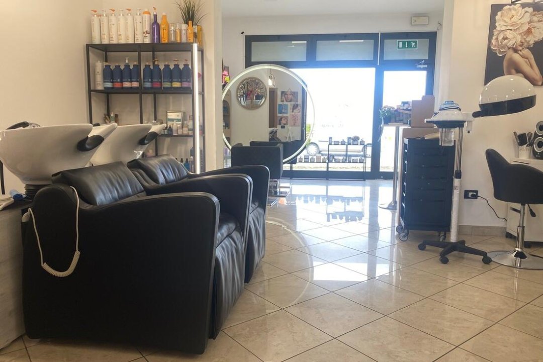 ET Saloon - Parrucchieri Cesena, Cesena, Emilia-Romagna