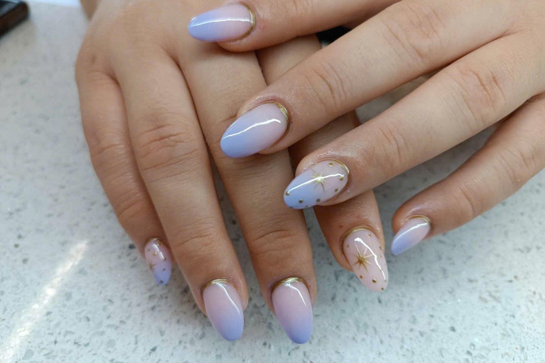 Fiora Nails, Ostend, Frankfurt am Main