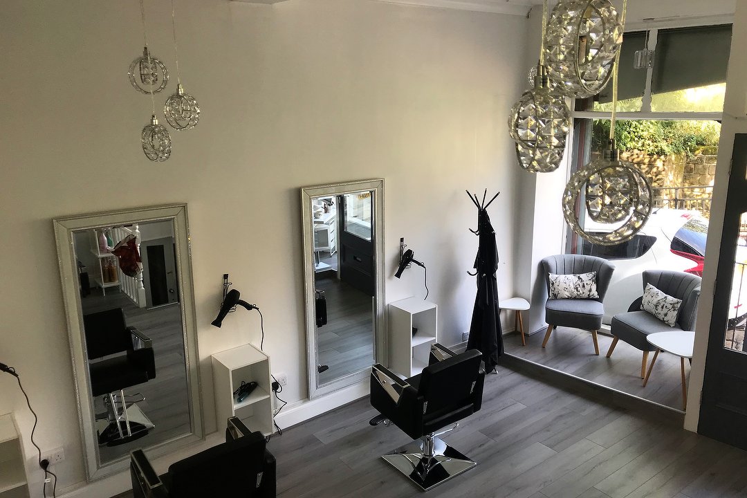Capelli Cuts Salon, Yeadon, Leeds