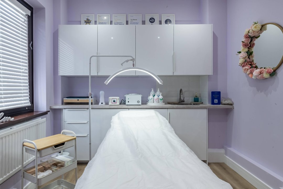 Jackiee Silva Beauty-Brow & Wax Studio, Isle of Dogs, London