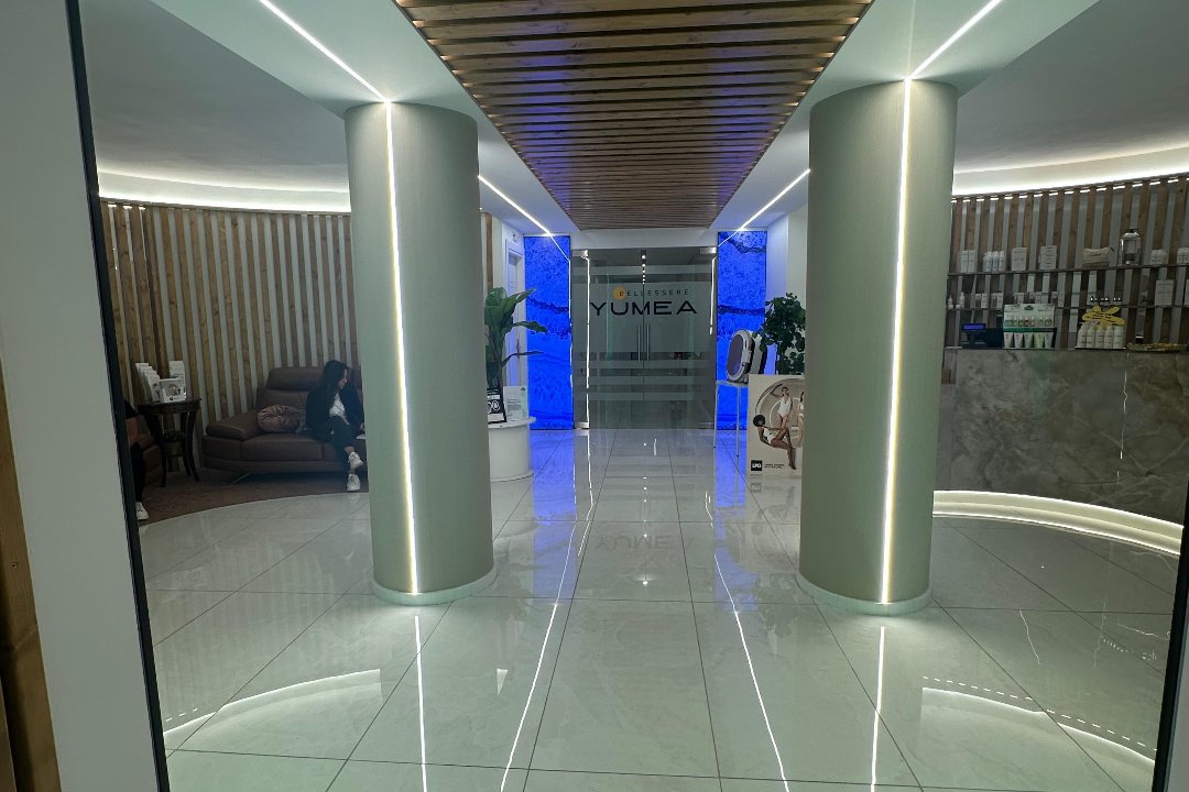 Yumea Bellessere, Spinaceto, Roma