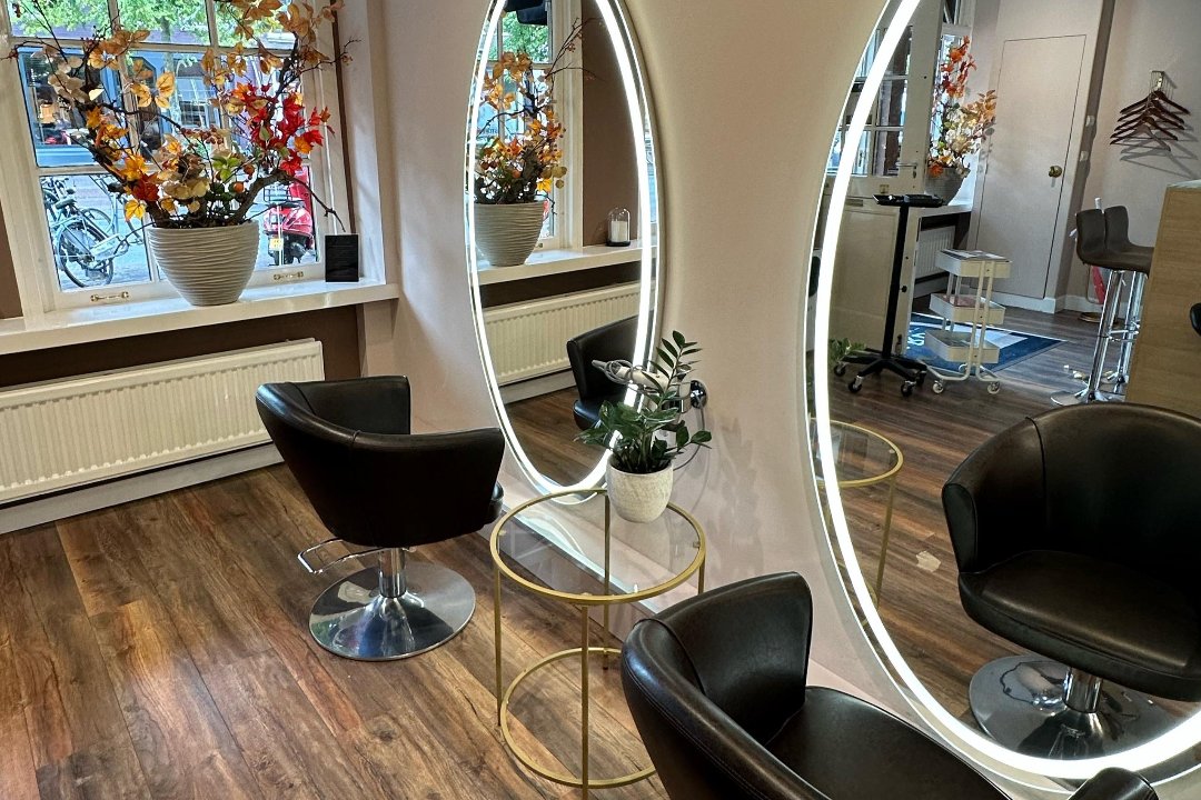 NARDI Hairdesign, haarlem, Noord-Holland