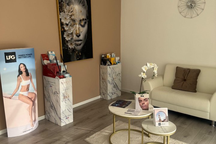 MZ Beauty Lab - Onglerie Verona (VR) - Photo de couverture - OneBooking