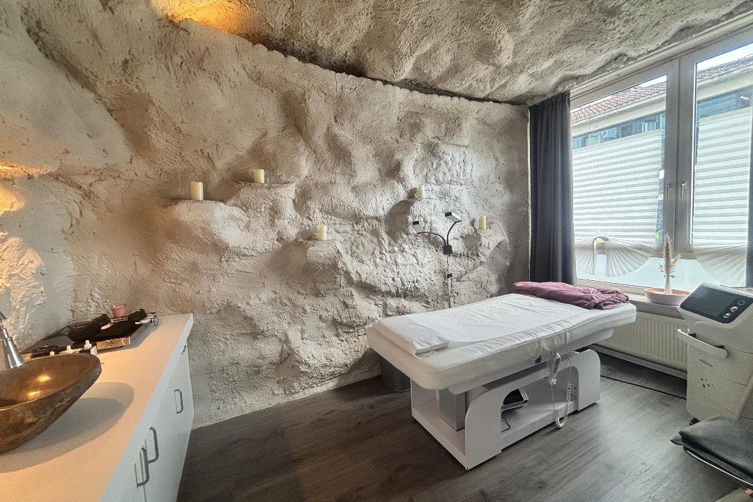 Uliana | Beautysalon Fräulein Rosa, Innenstadt, Kassel