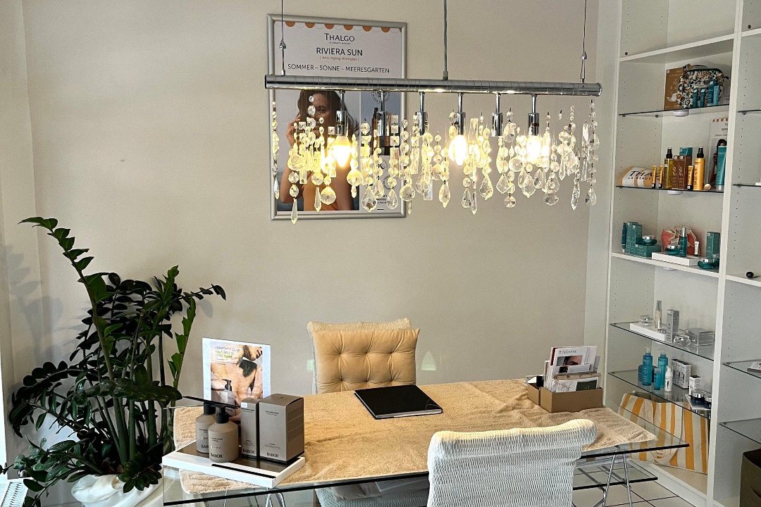Kosmetik Angel Art, Innenstadtgürtel Süd, Nürnberg