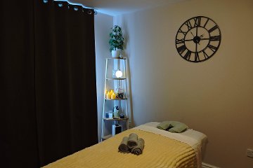 Monika's Massage Therapy, Grays
