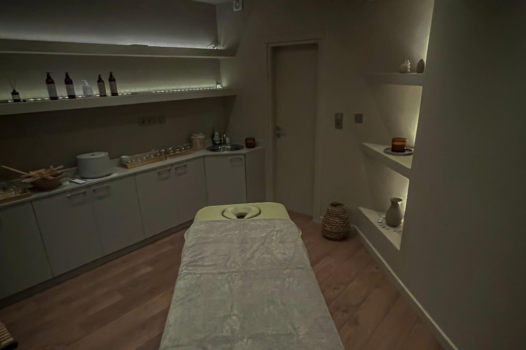 Alba Massage, Egaleo, Αττική