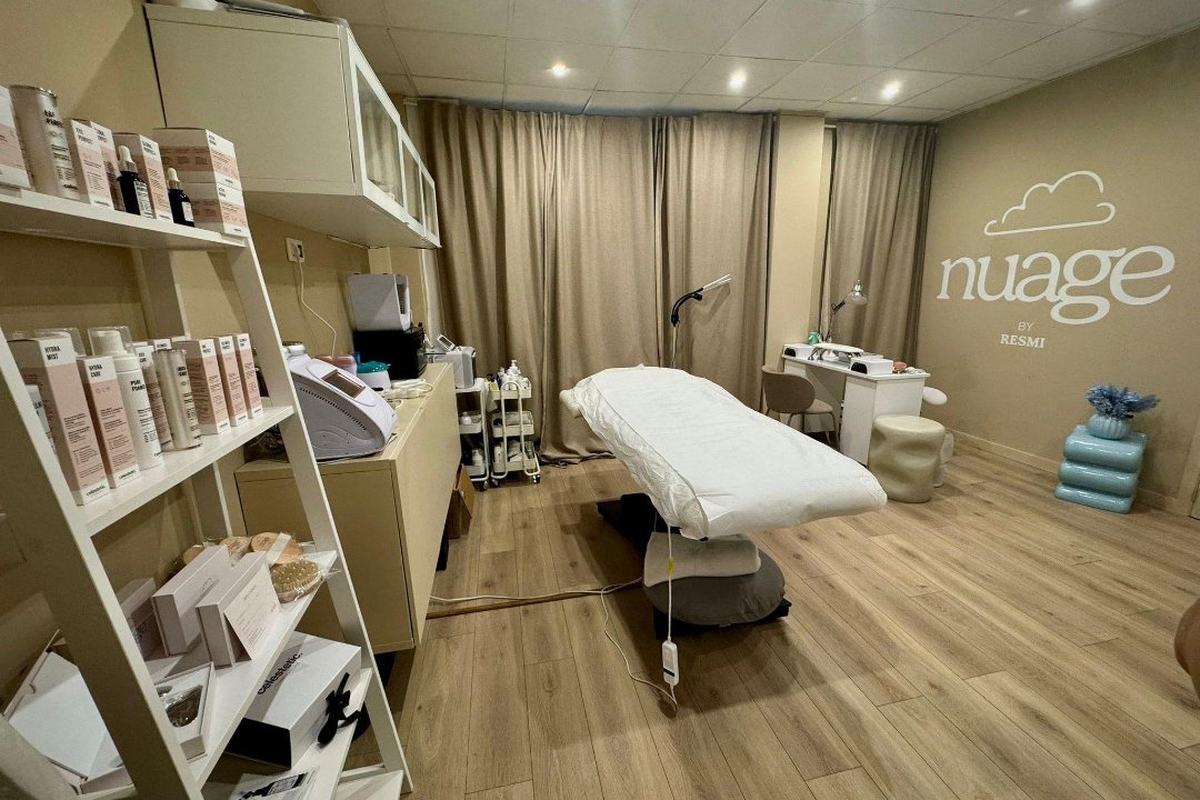 Nuage, Georges Henri, Woluwe-Saint-Lambert
